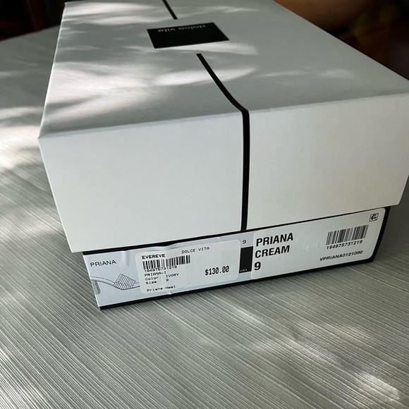 NIB Priana Ivory Dolce Vita slide/heels - Picture 2 of 5